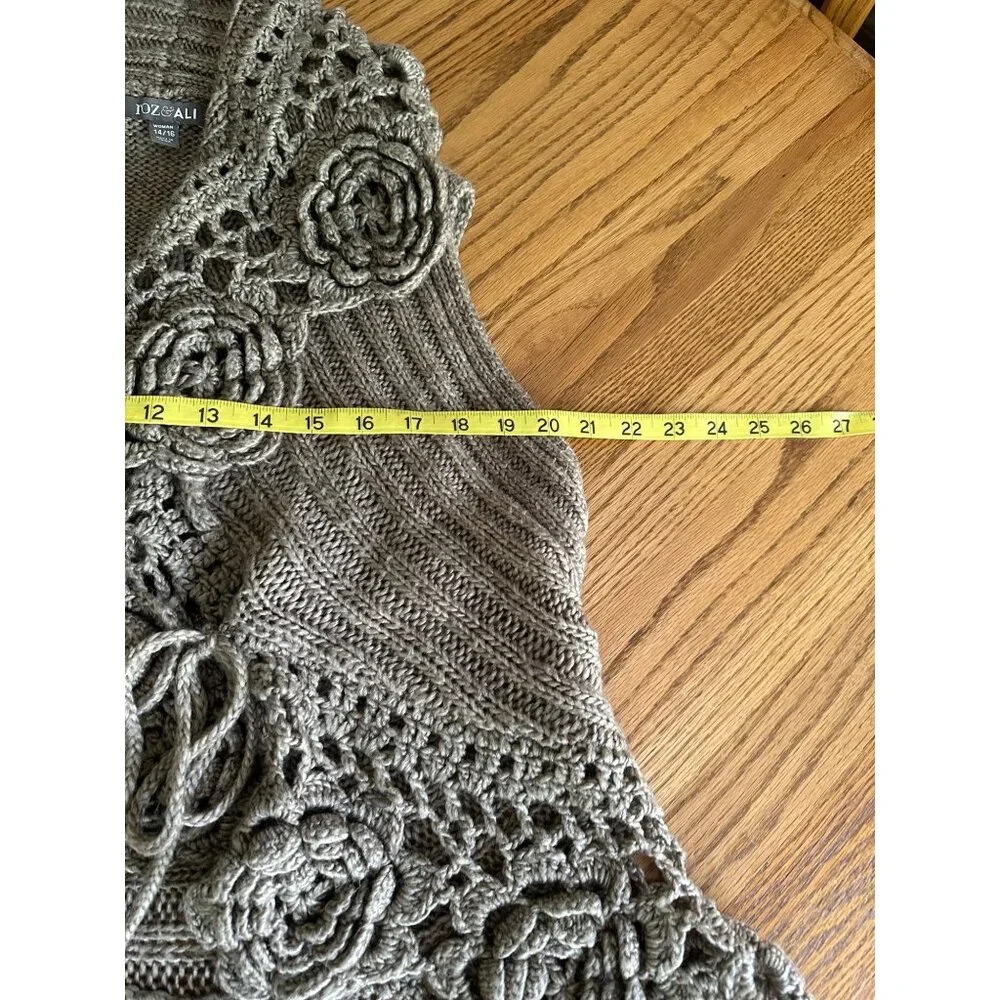 Roz & Ali Womens Crochet Knit Floral Vest 14/16 Wool Blend Sleeveless Open Front - Picture 7 of 10